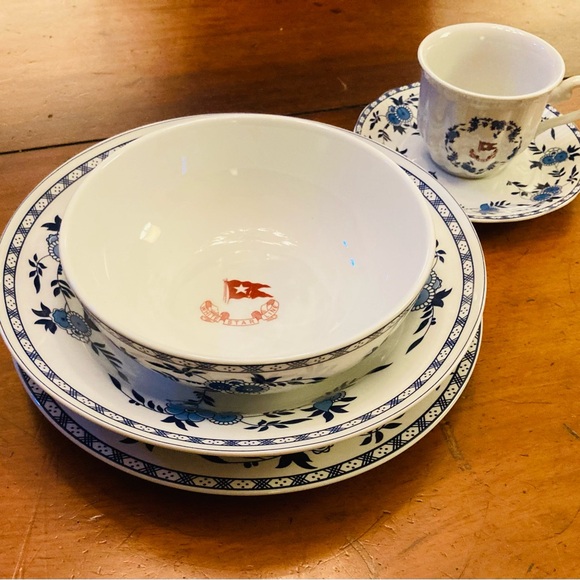 White Star Line Chinese porcelain 2nd Class Titanic reproduction dinnerware - Picture 5 of 15